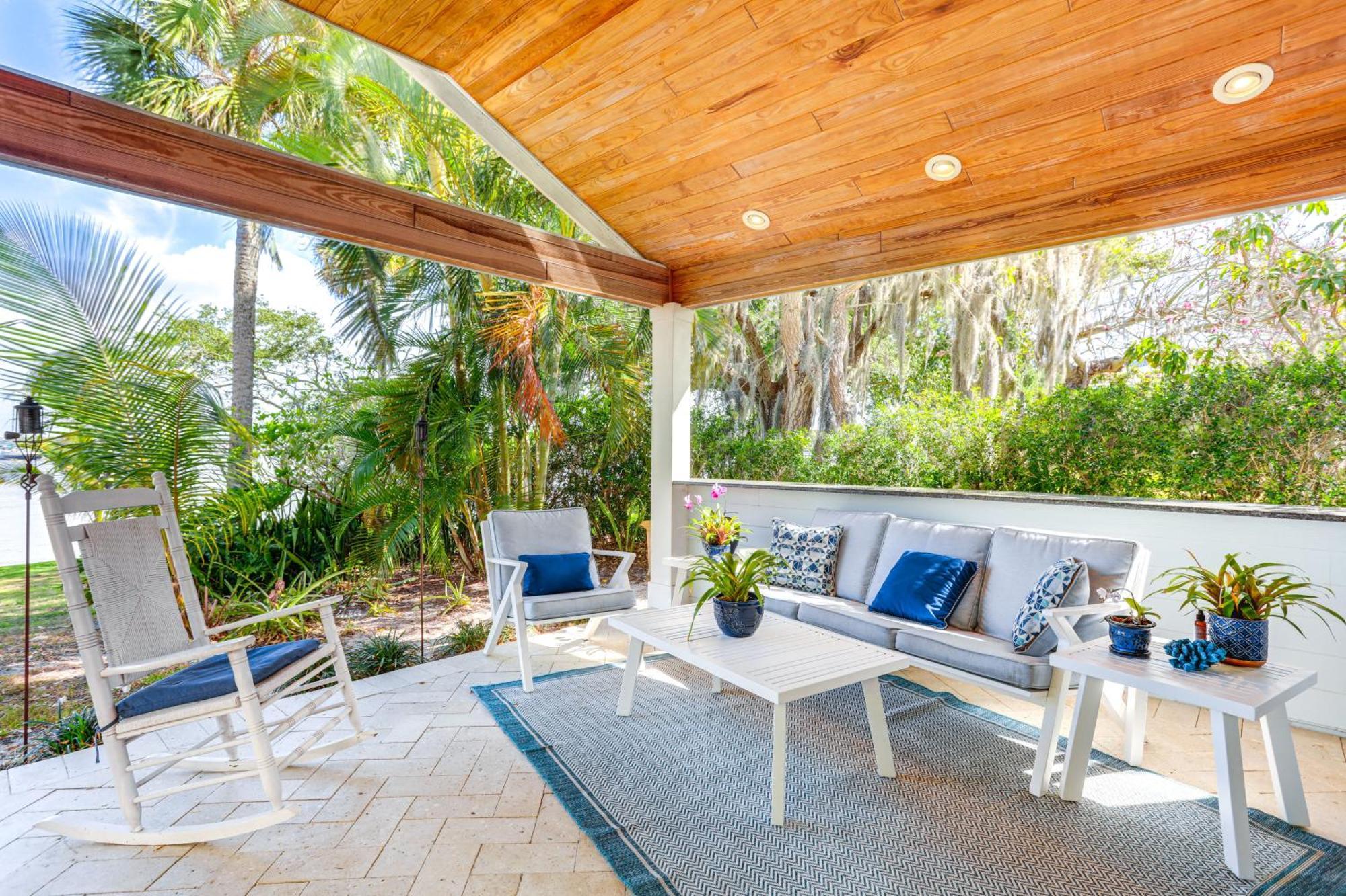 Waterfront Stuart Oasis With Hot Tub And Dock! Villa Luaran gambar